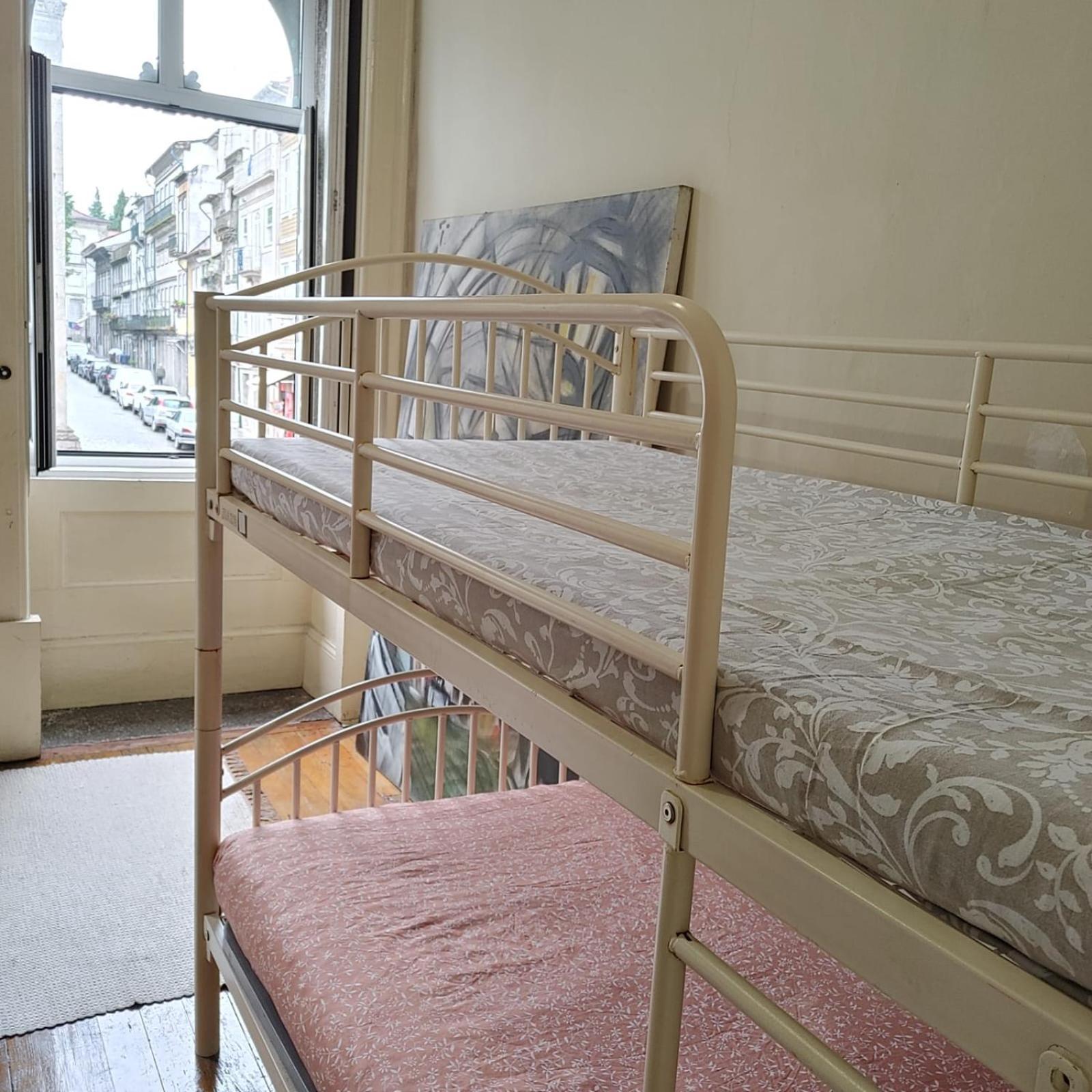 Dans L'Atelier Hostel Unidade Porta Nova Braga Ngoại thất bức ảnh