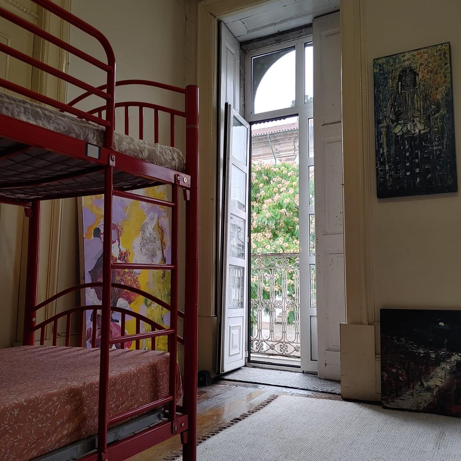 Dans L'Atelier Hostel Unidade Porta Nova Braga Ngoại thất bức ảnh