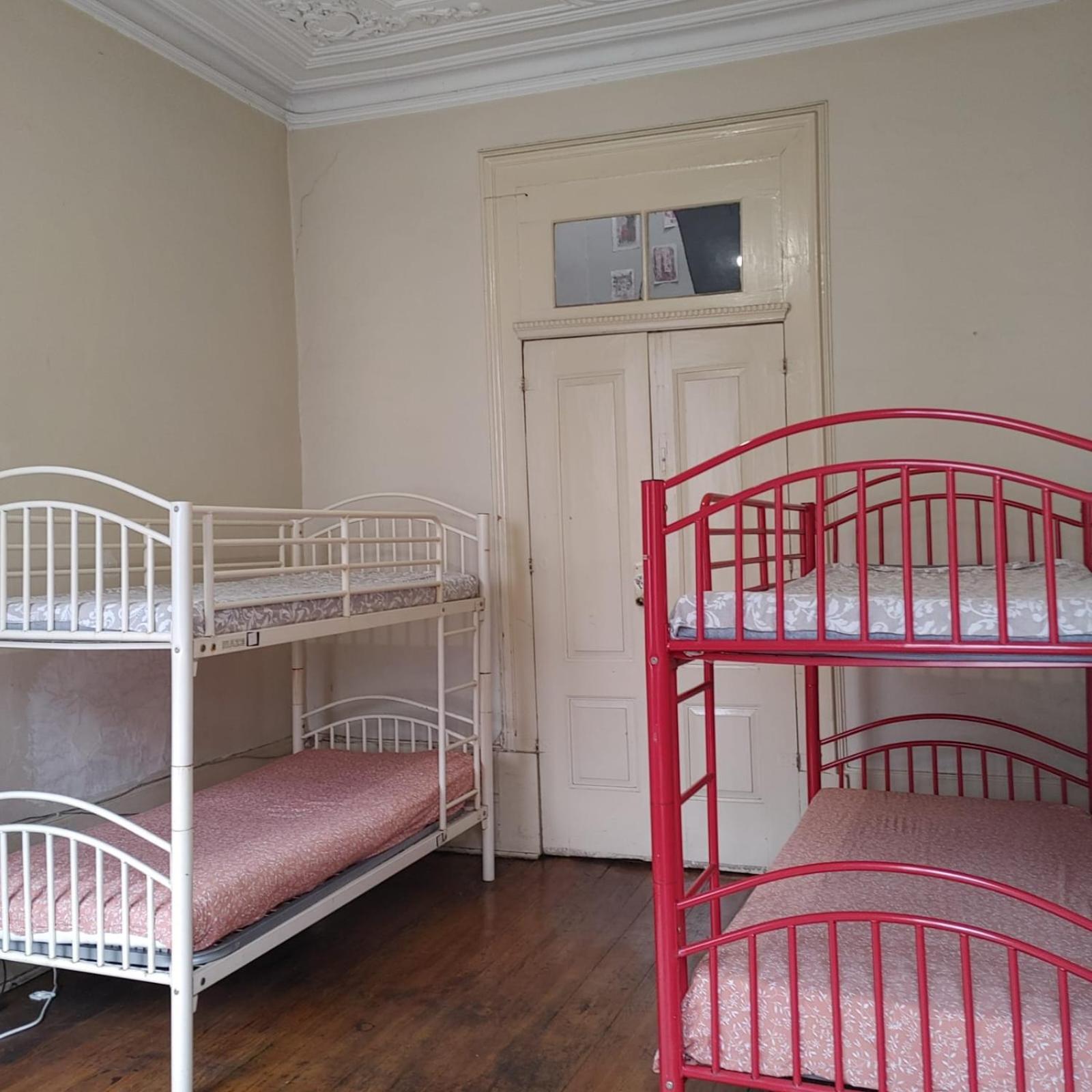 Dans L'Atelier Hostel Unidade Porta Nova Braga Ngoại thất bức ảnh