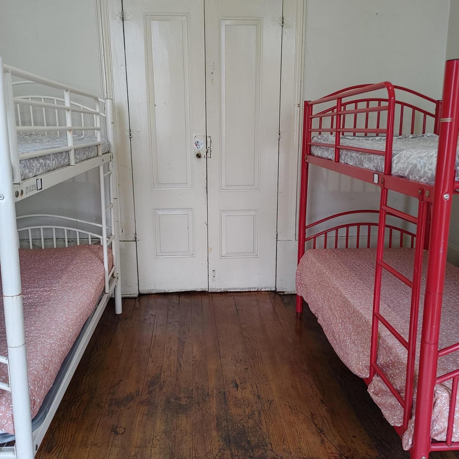 Dans L'Atelier Hostel Unidade Porta Nova Braga Ngoại thất bức ảnh