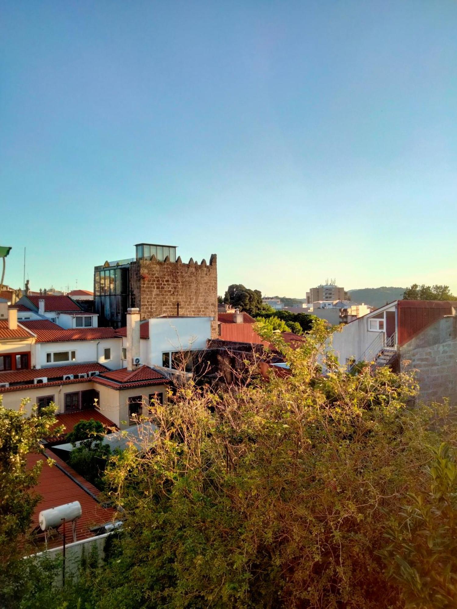 Dans L'Atelier Hostel Unidade Porta Nova Braga Ngoại thất bức ảnh